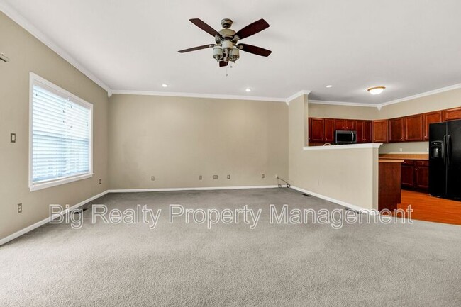 Building Photo - 3928 Palmer Ct