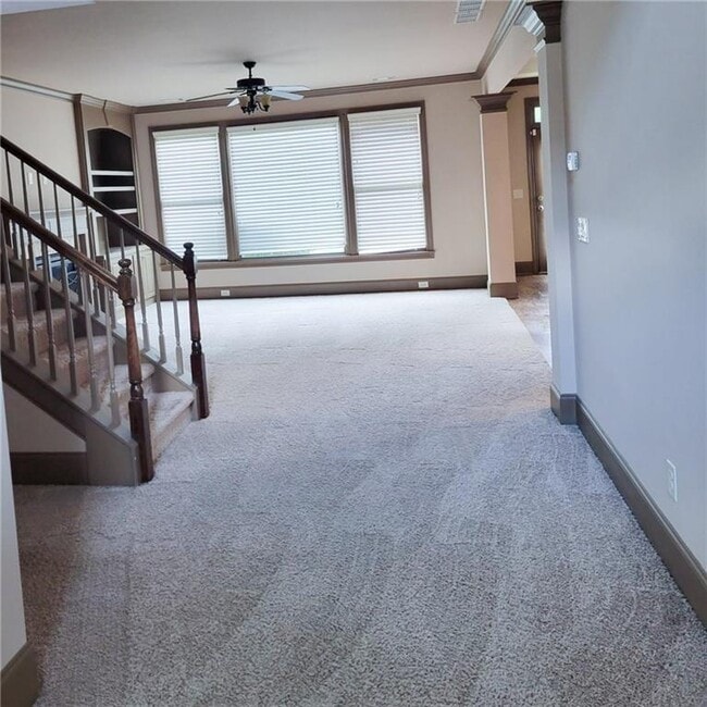 Building Photo - 5230 Habersham Hills Dr