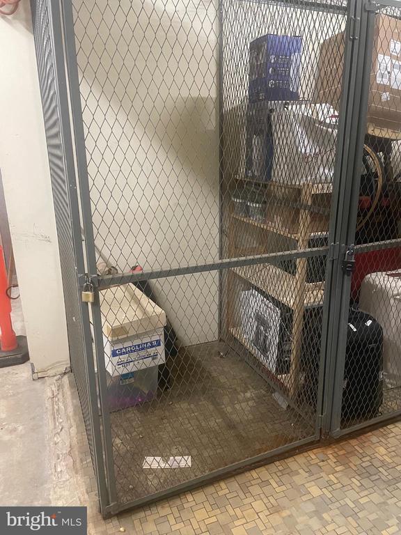 Building Photo - 1900 Key Blvd