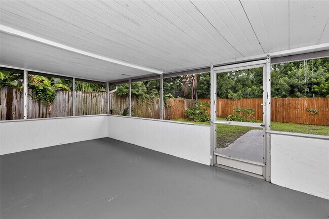 Building Photo - 5644 Berlin Dr