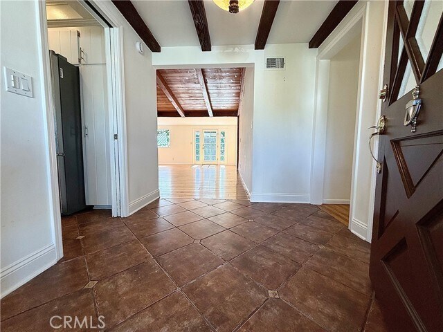 Building Photo - 22346 Burbank Blvd