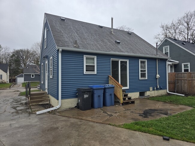 Building Photo - 3439 Cleveland St NE