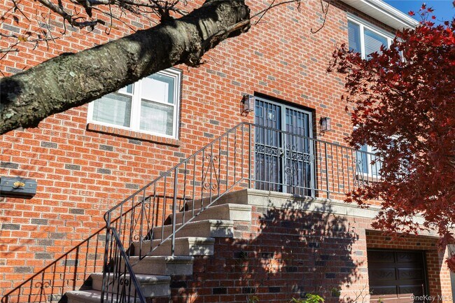 Building Photo - 69 Veltri Ln