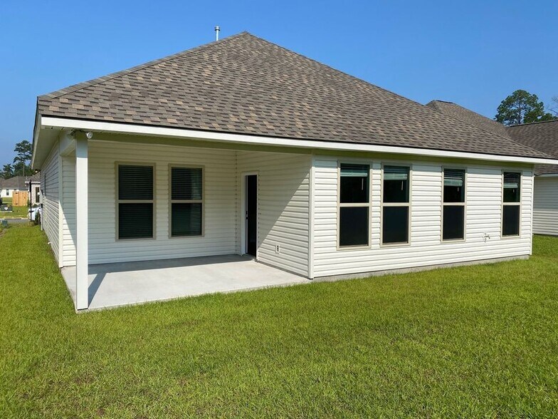Building Photo - 216 Covington Cottage Ln