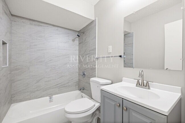 Building Photo - GORGEOUS HOME LOCATED IN RALEIGH NEAR CRAIGMONT DR!!! SECTION 8 WELCOMED!!!