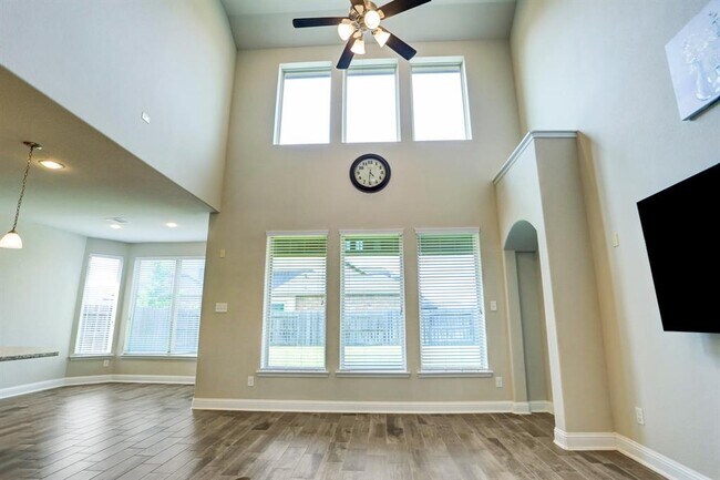 Building Photo - 29838 Norwood Canyon Ln