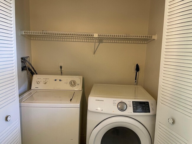 Building Photo - 1780 Hammock Blvd