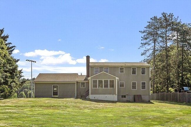 Building Photo - 221 Parkerville Rd