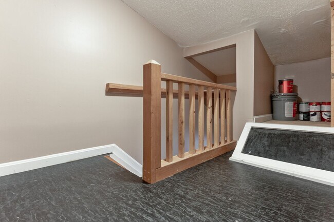 Building Photo - 48 Avonshire Ct