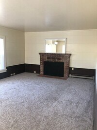 Building Photo - 1032-1038 Woodrow Ln