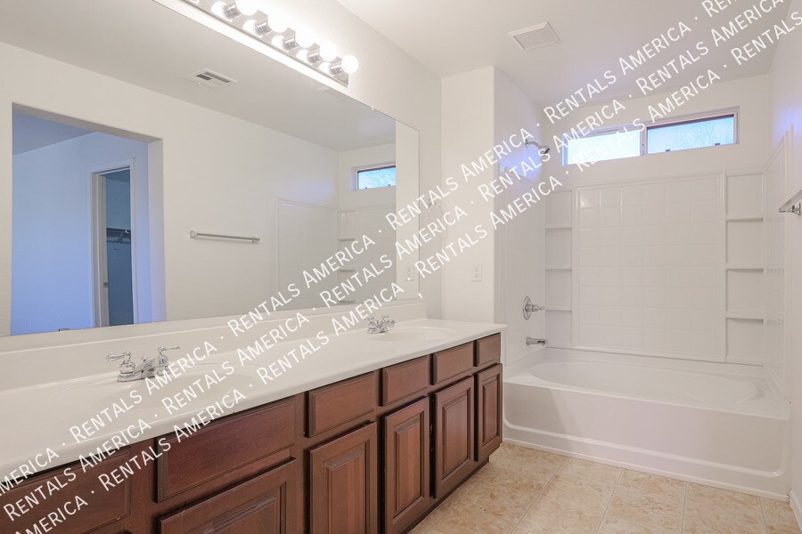 Building Photo - 35005 N 30th Dr