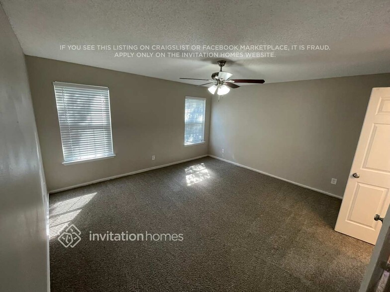 Building Photo - 1616 Barclay Dr