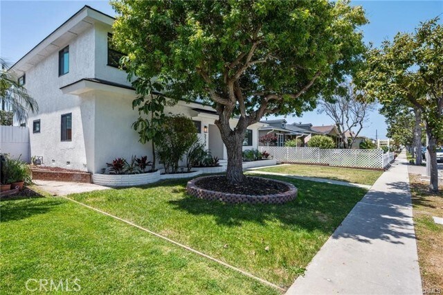 Building Photo - 2734 Armour Ln