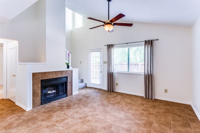 Building Photo - 5765 Cedar Creek Dr