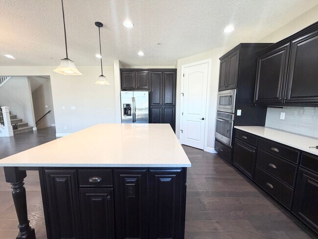 Building Photo - Beautiful 5 Bedroom with Den/Office and Large Bonus Room in Bethany Ridge!!!