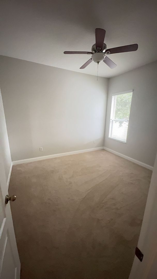 Building Photo - 4 Bedroom Home For Rent in Lutz!