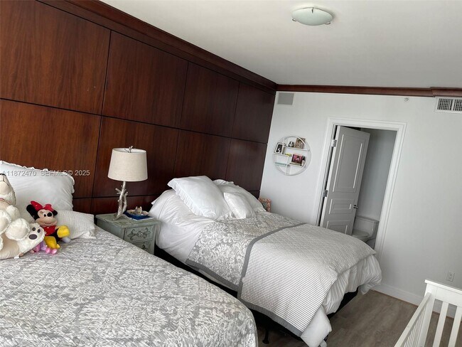 Building Photo - 3201 NE 183rd St