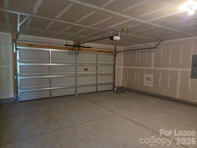 Building Photo - 718 Espresso Dr