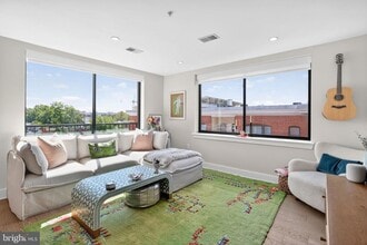 Building Photo - 1634 14th St NW