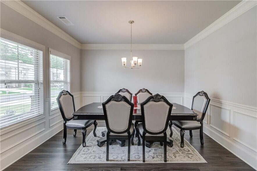 Building Photo - 404 Henson Farm Dr