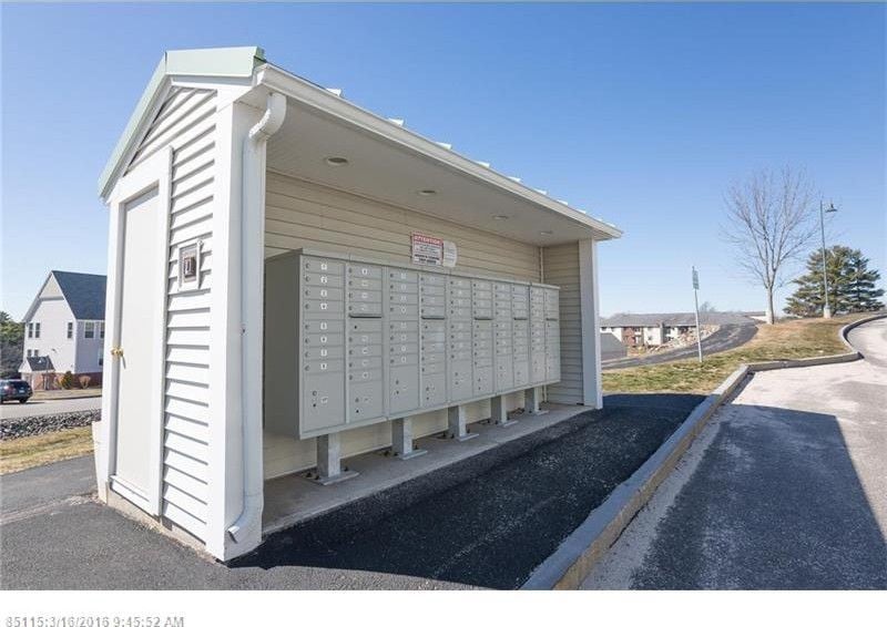 Mail boxes as you enter - 14 Heron Cove Dr