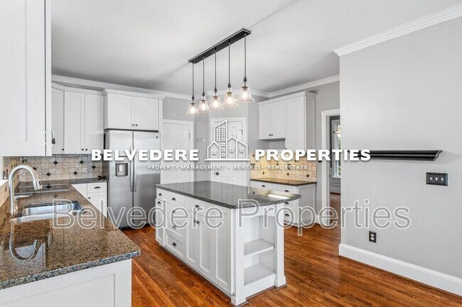 Building Photo - 1403 Regents Park Ln