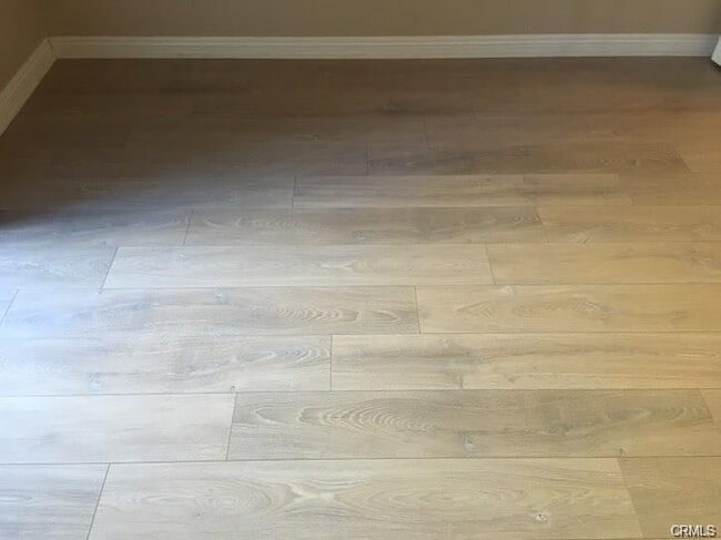New laminate floors - 1102 Scholarship