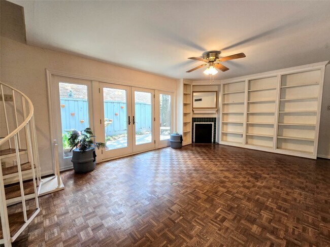 Building Photo - 12 Kings Row