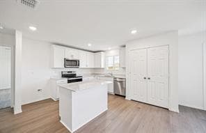 Building Photo - 2037 Pleasant Knoll Cir