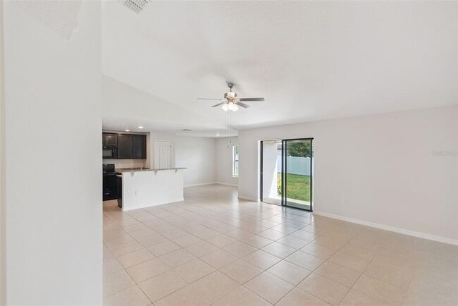 Building Photo - 1975 Piedmont Ct