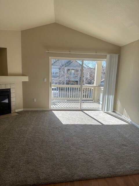 Building Photo - 5225 White Willow Dr