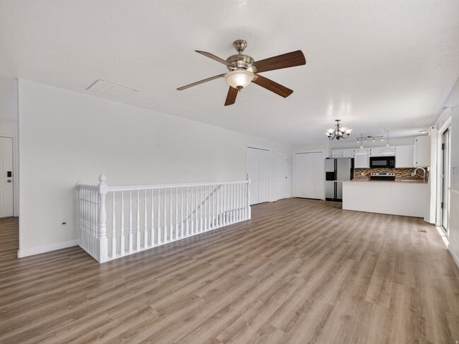 Building Photo - 949 W 1800 N