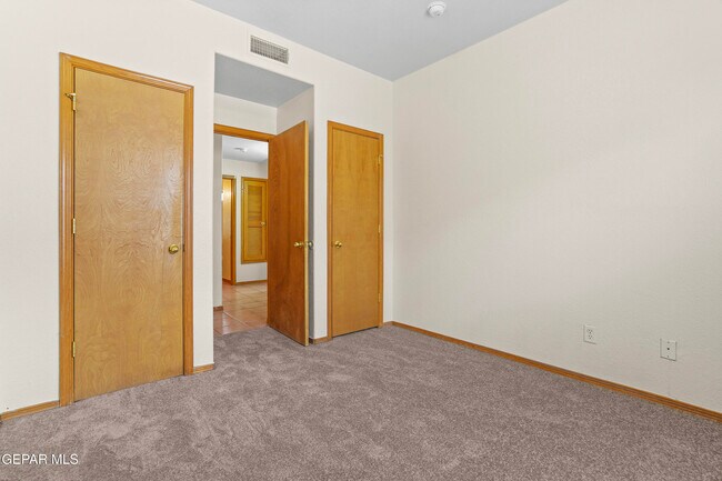 Building Photo - 3313 Tierra Espada Dr