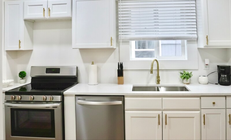 Building Photo - 1912 Fernwood Ave