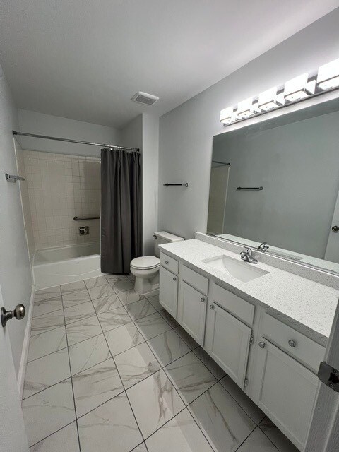 Building Photo - 801 Tamarac Blvd