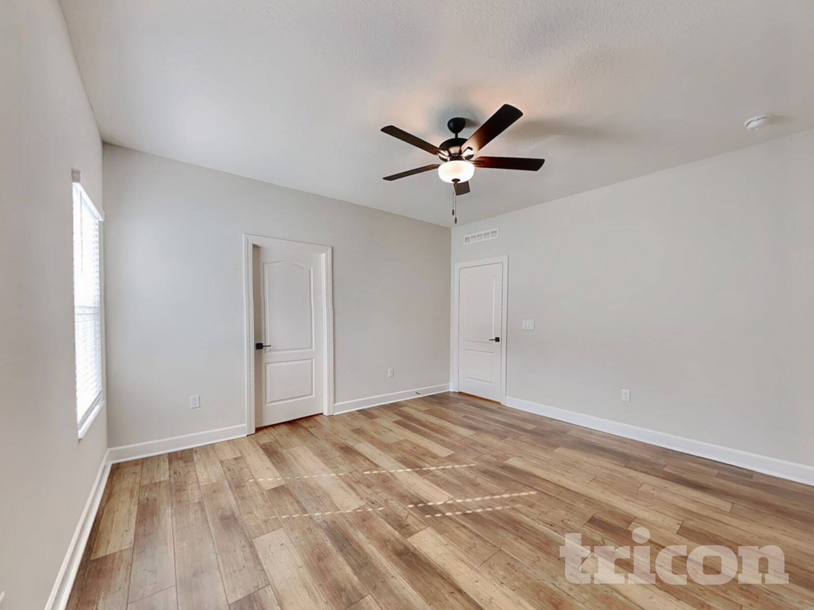 Building Photo - 895 Morgans Treasure Rd