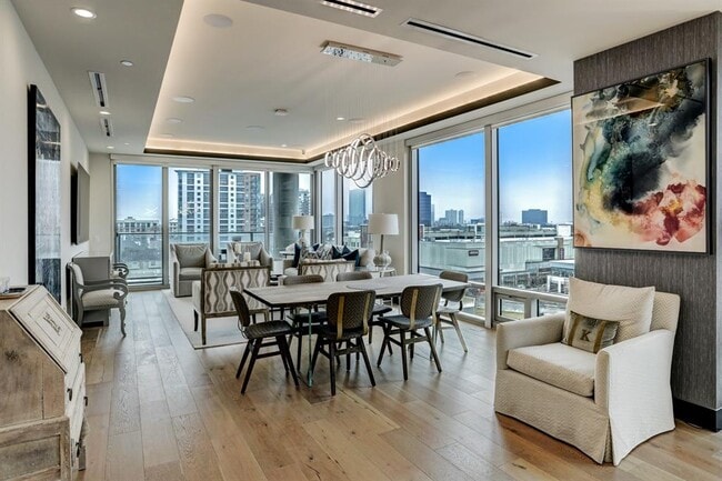 Building Photo - 2047 Westcreek Ln Ln