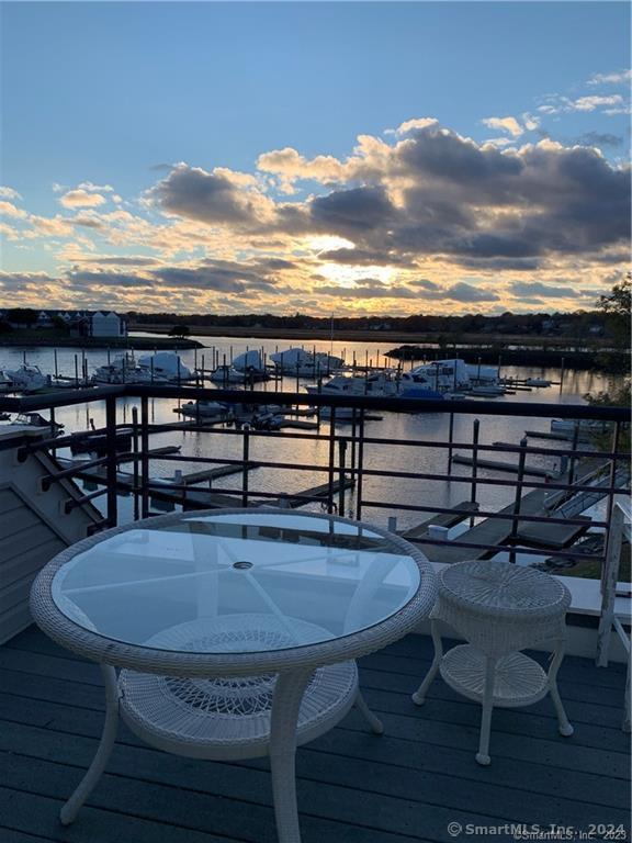 Building Photo - 131 Popes Island Rd