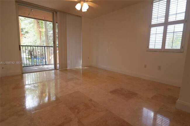 Building Photo - 4836 N State Rd 7