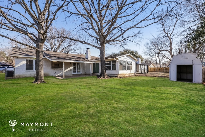 Building Photo - 1006 Wembley Rd