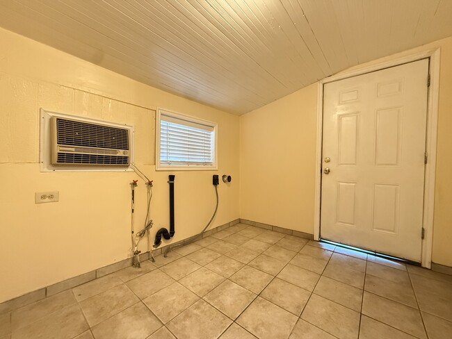 Building Photo - 4816 W 4100 S