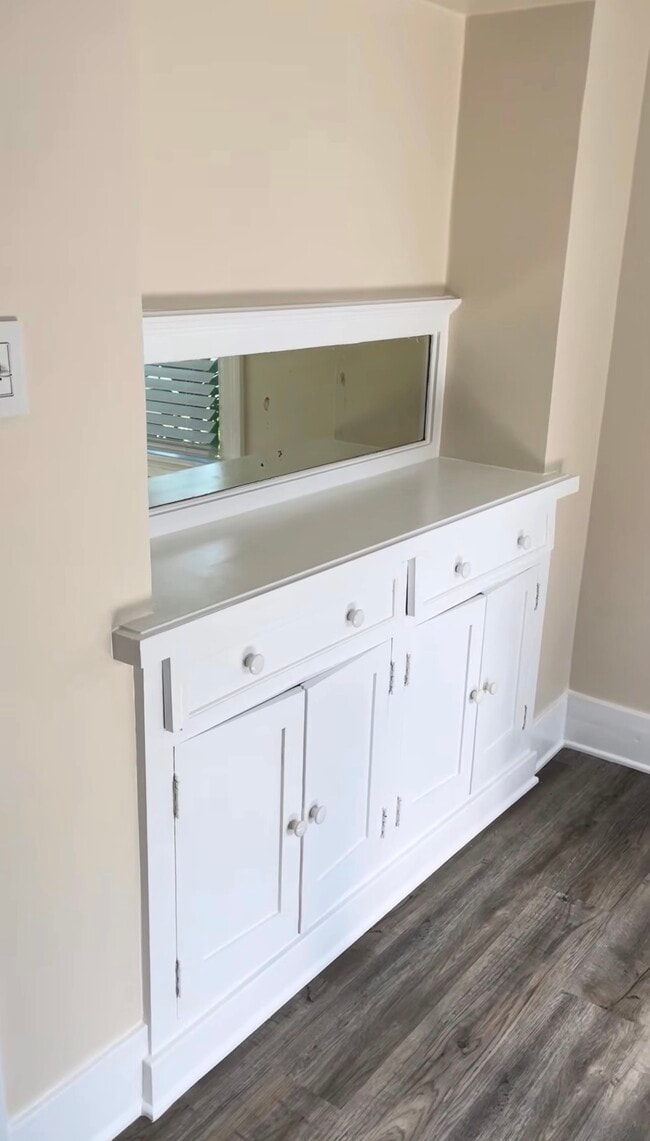 Building Photo - 21920 Galvez St