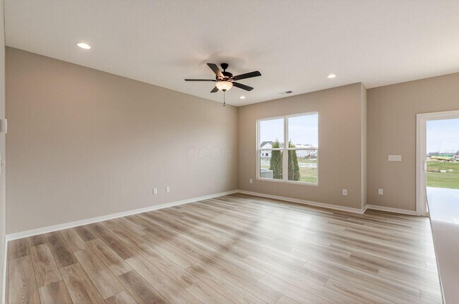 Building Photo - 5478 Dutch Ln