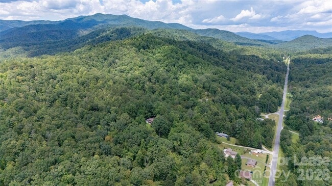 Building Photo - 2038 Toms Creek Rd