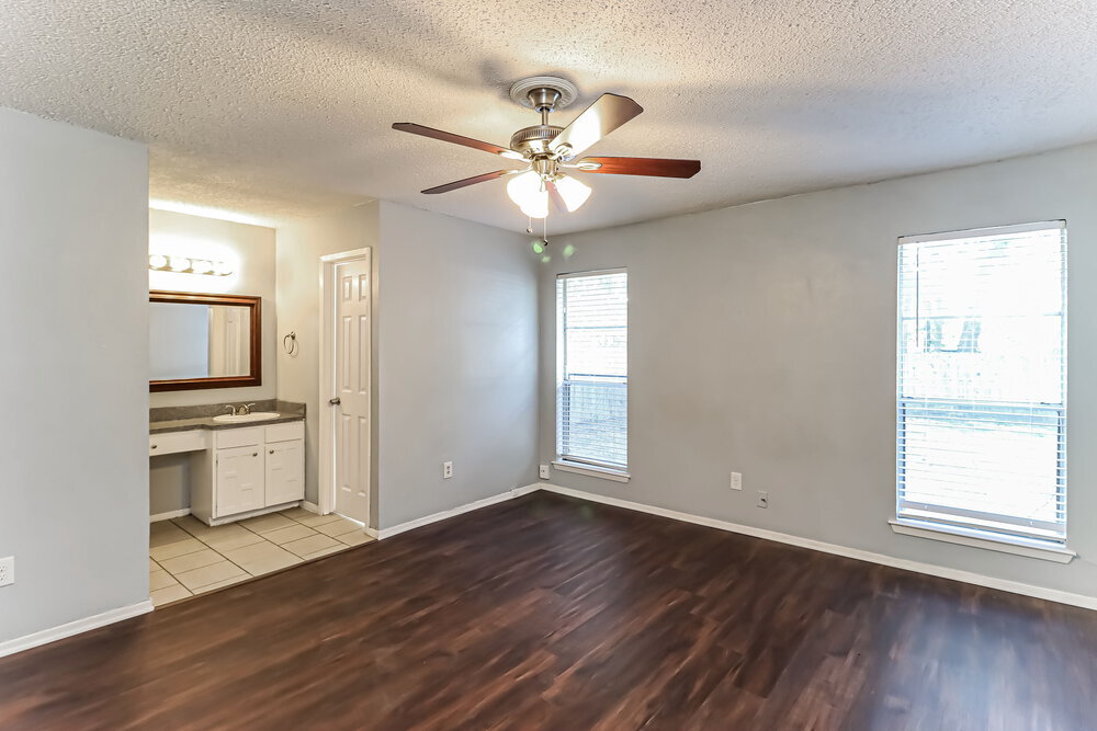Building Photo - 2821 Lana Cir