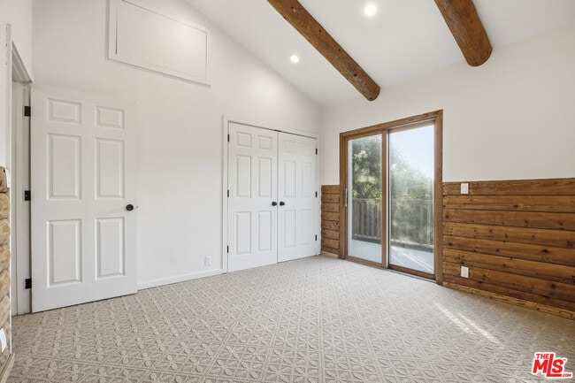 Building Photo - 373 Loftyhill Dr