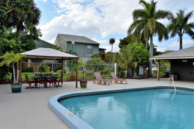 Building Photo - 36 N Crossings Cir