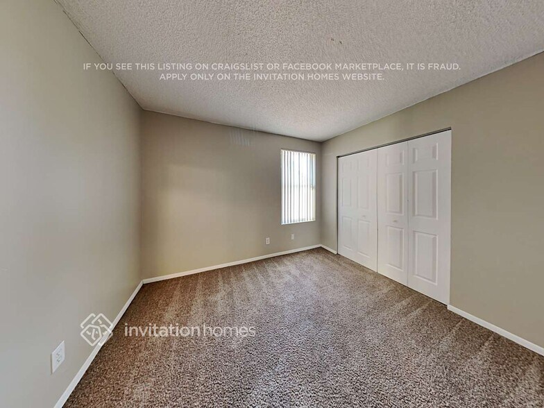 Building Photo - 2121 NW 184th Way