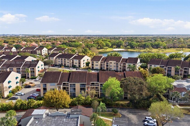 Building Photo - 15325 SW 106th Terrace