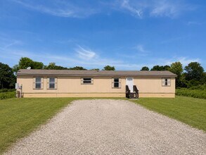 Building Photo - 15704 Country Way